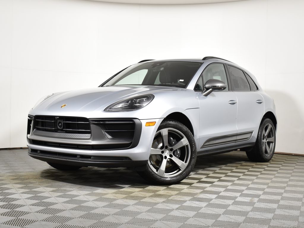 Thumbnail: 2026 Porsche Macan - 1