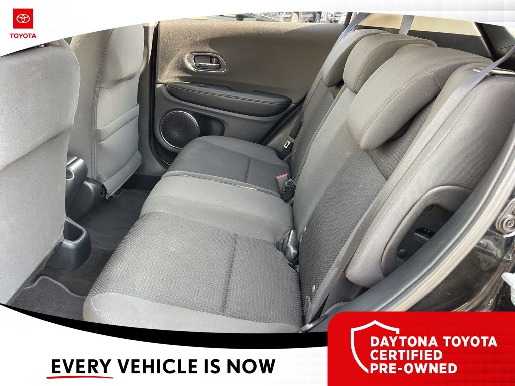 2022 Honda HR-V EX photo 30