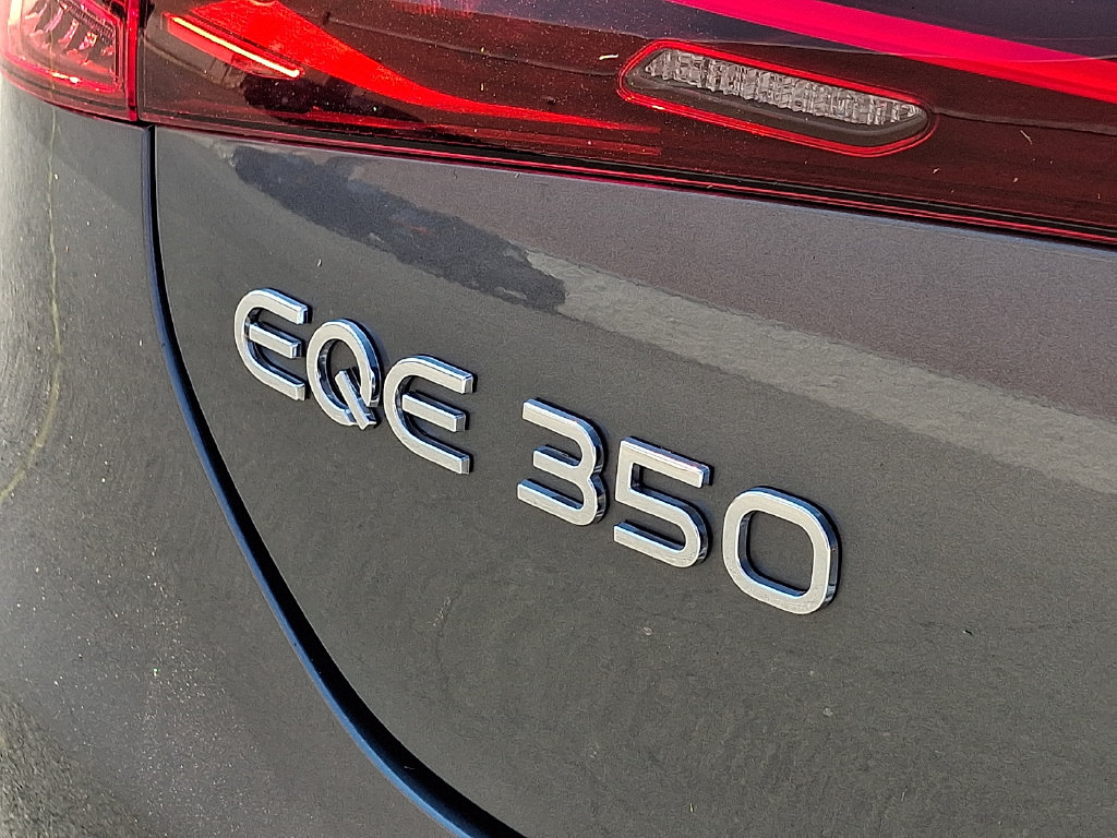 Thumbnail: 2023 Mercedes-Benz EQE - 30