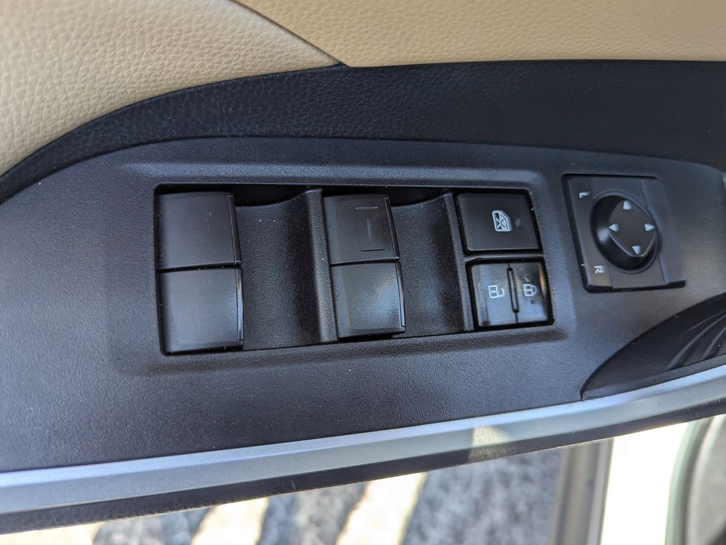 used 2020 Toyota RAV4 car, priced at $21,291