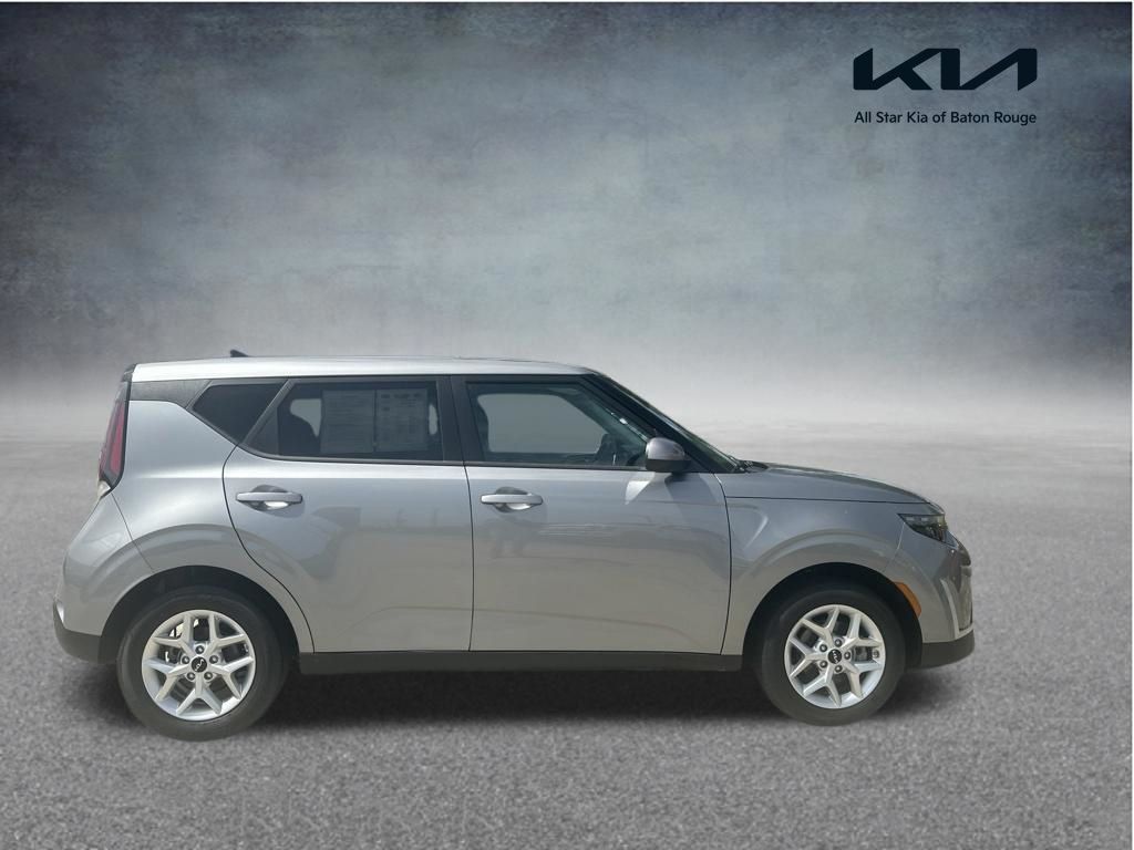 Steel Gray 2025 Kia Soul SUV / Crossover Front-Wheel Drive Continuously Variable Transmission