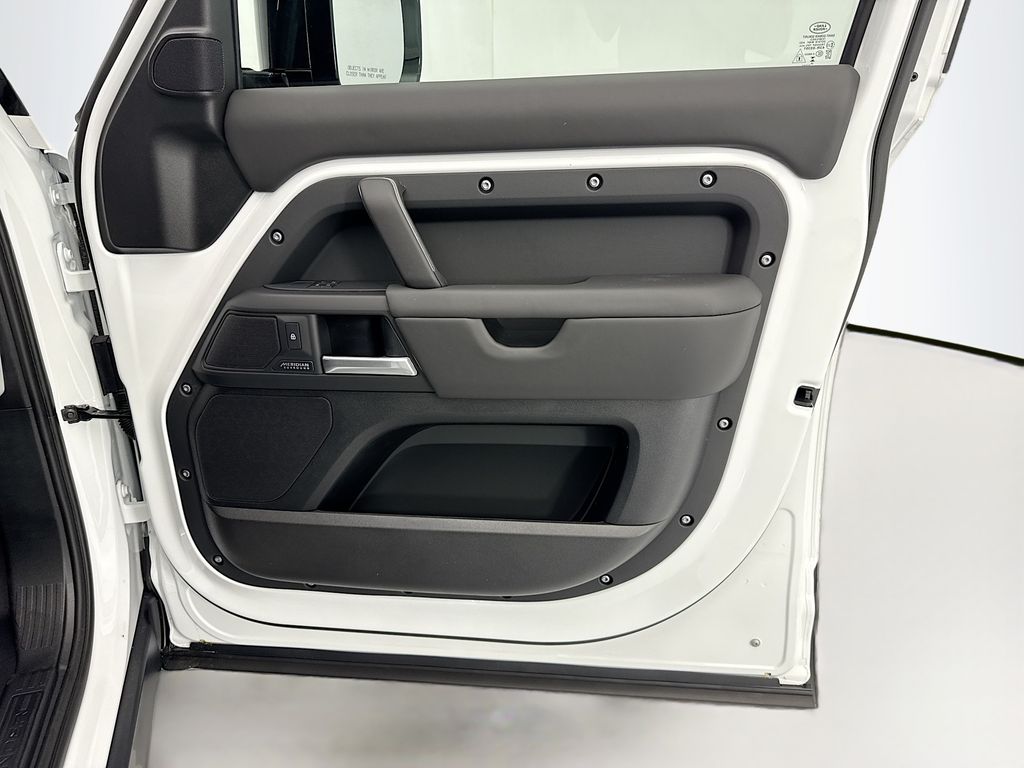 Thumbnail: 2026 Land Rover Defender - 24