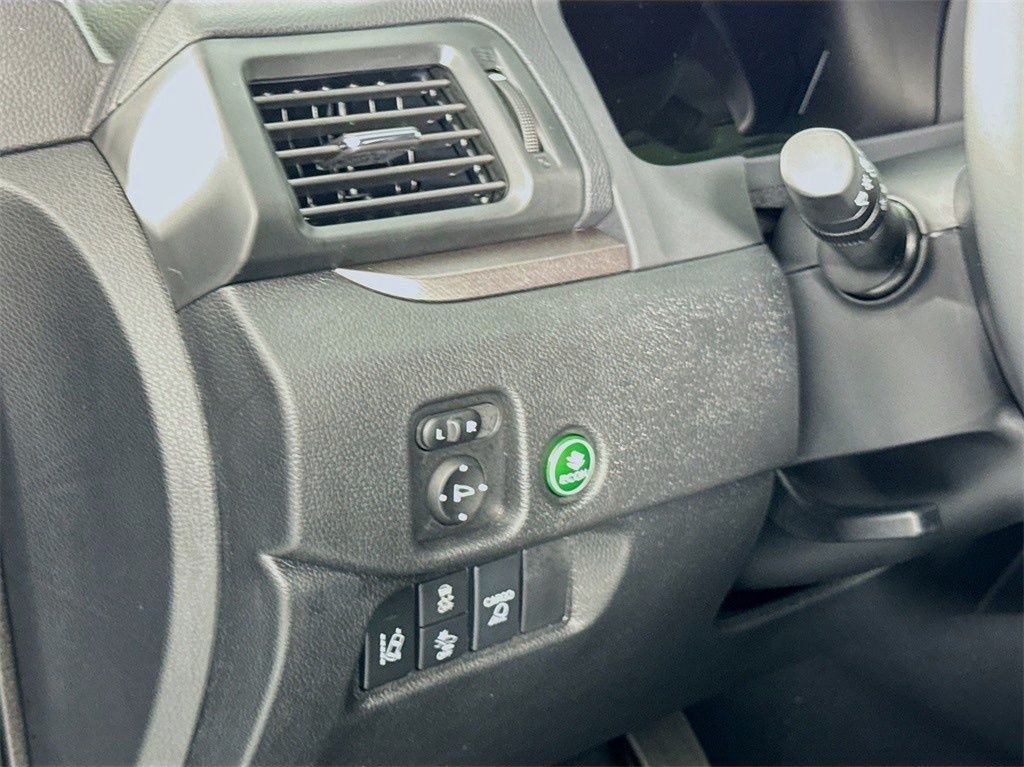 2025 Honda Ridgeline RTL photo