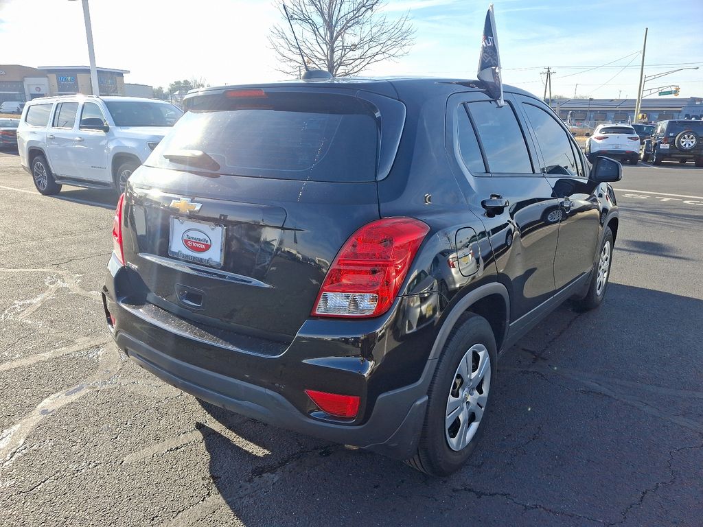 2017 Chevrolet Trax LS 6