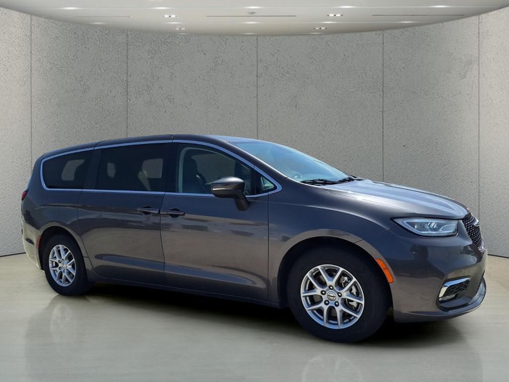 Certified Used 2023 Gray Chrysler Touring L image 3
