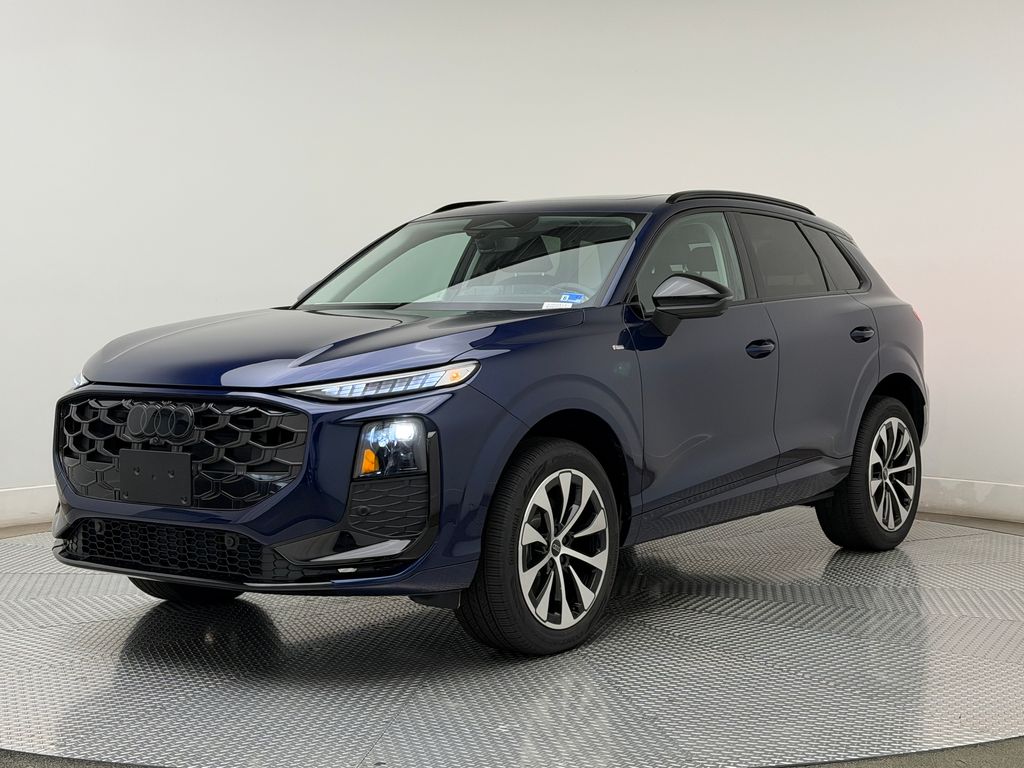 Thumbnail: 2026 Audi Q3 - 5