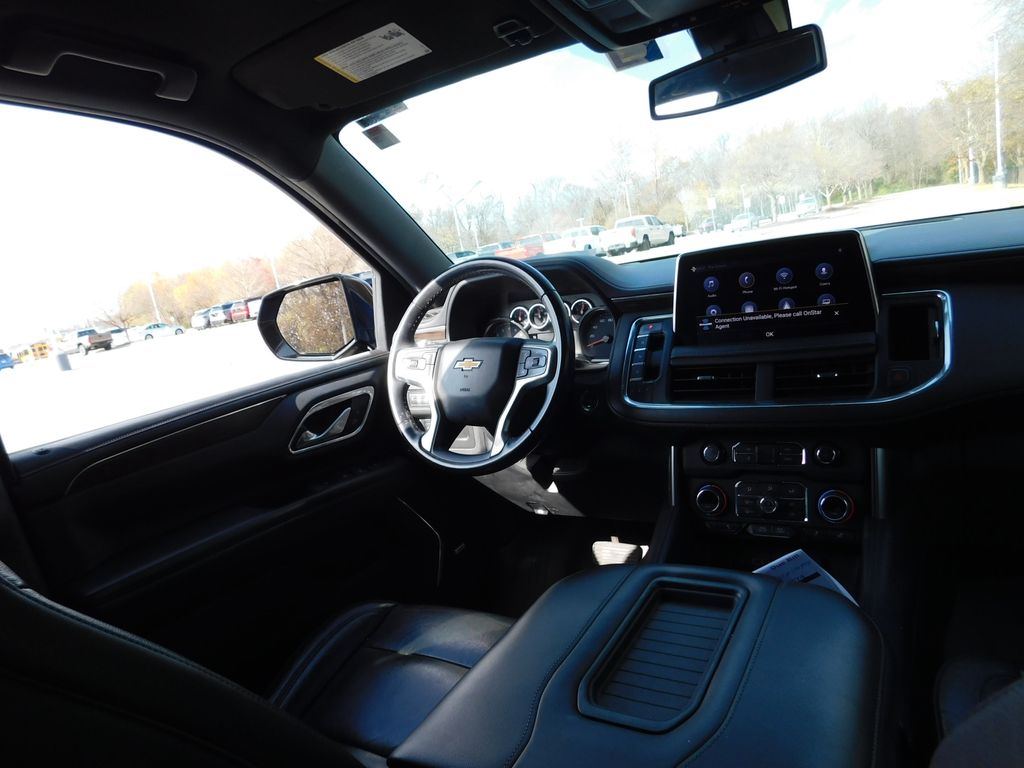 Thumbnail: 2021 Chevrolet Suburban - 3