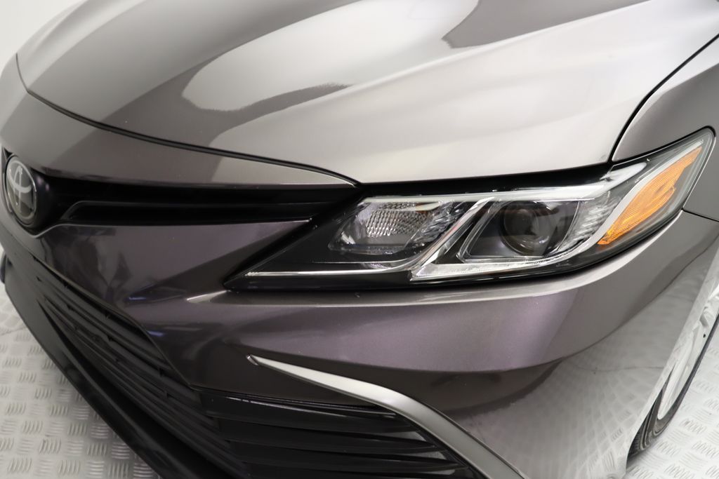 Thumbnail: 2023 Toyota Camry - 3