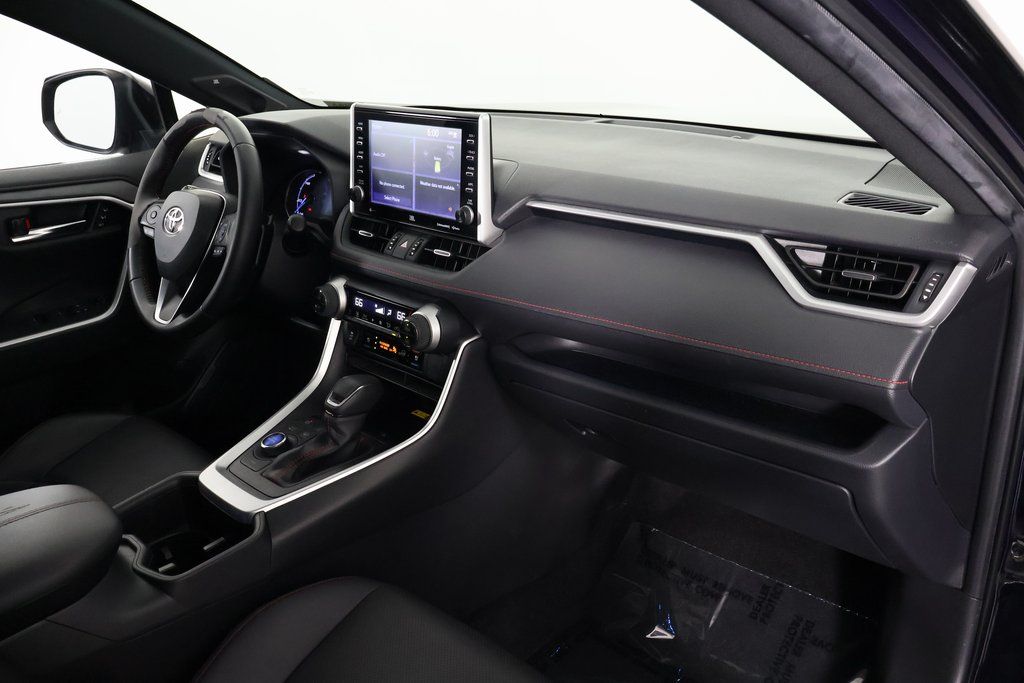 Thumbnail: 2022 Toyota RAV4 - 9