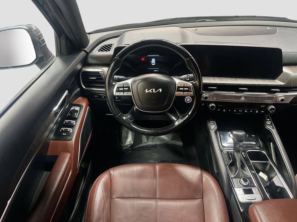 Used 2023 Gravity Gray Kia EX image 23