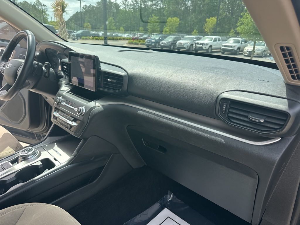 2020 Agate Black Metallic Ford Explorer XLT RWD SUV