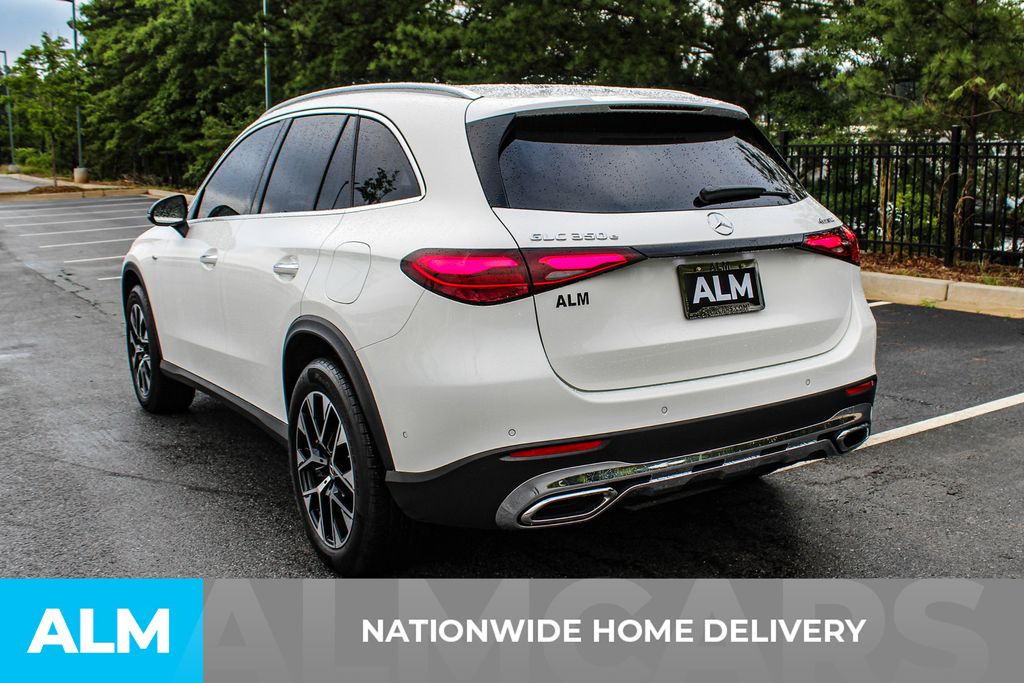 Used 2025 White Mercedes-Benz GLC 350e image 5