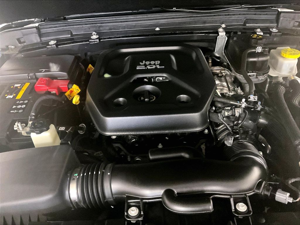 2023 Jeep Wrangler — photo 28