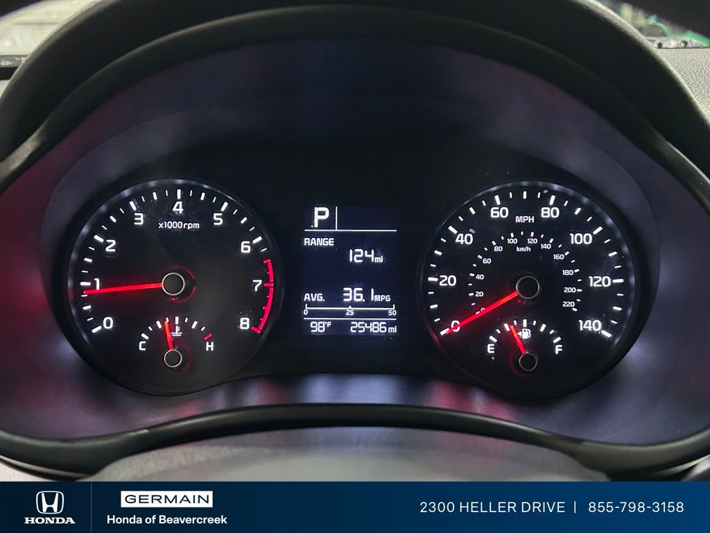 Used 2023 White Kia S image 20
