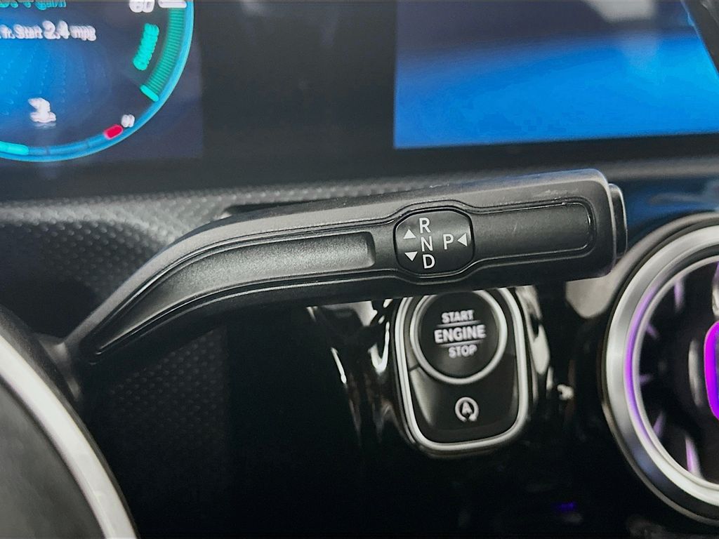 Used 2021 Gray Mercedes-Benz A 220 image 16