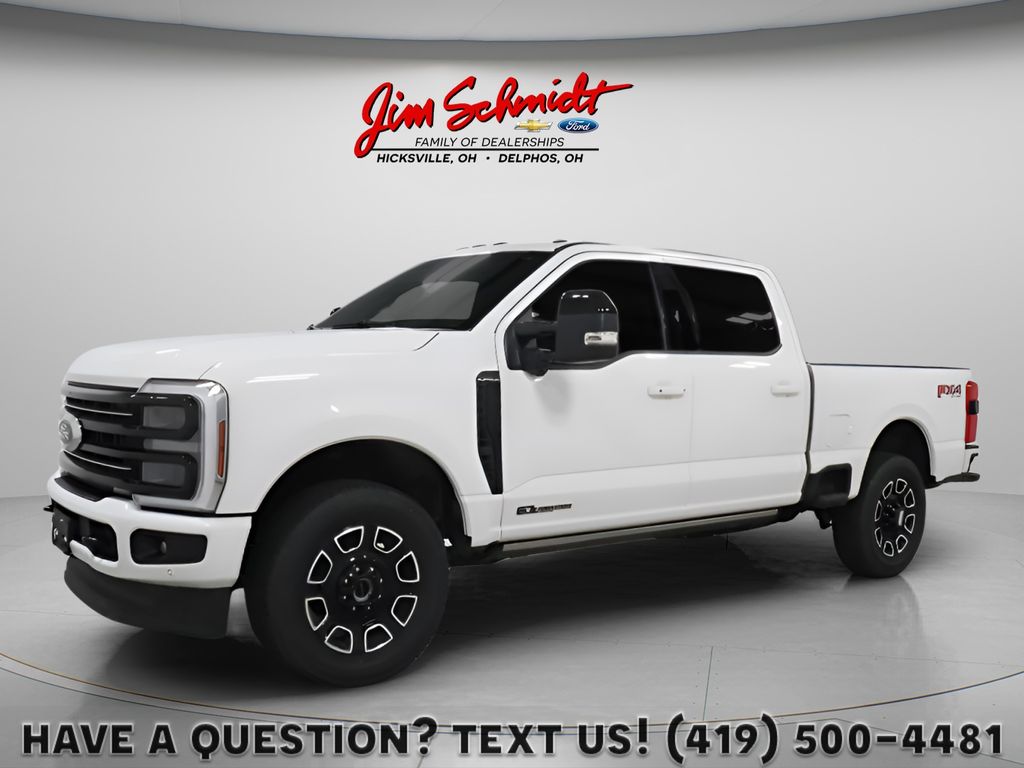 Star White Metallic Tri-Coat 2025 Ford F-250 Super Duty Platinum Crew Cab 4WD Pickup Truck Four-Wheel Drive Automatic