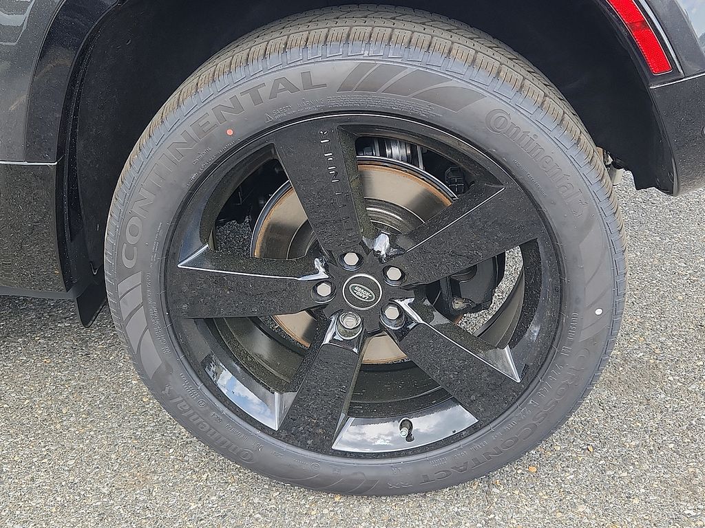 Thumbnail: 2025 Land Rover Defender - 7