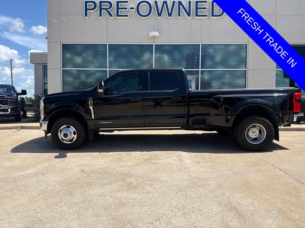 Agate Black Metallic 2023 Ford F-350 Super Duty Pickup Truck Four-Wheel Drive Automatic