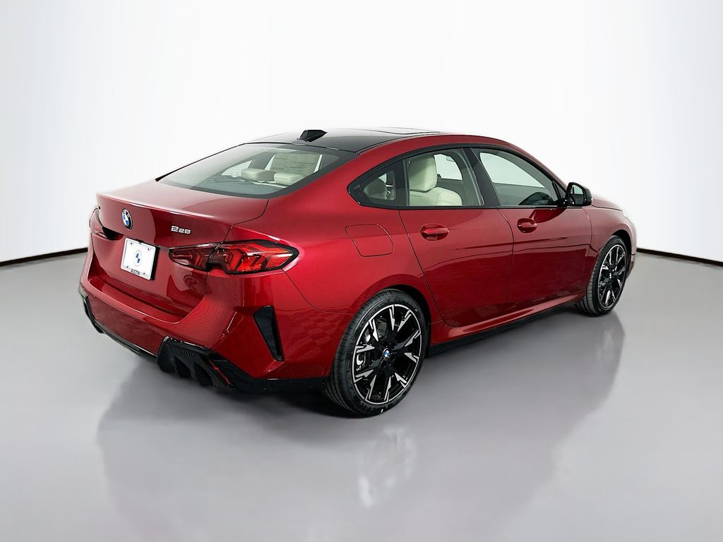 Thumbnail: 2026 BMW 2 Series - 5