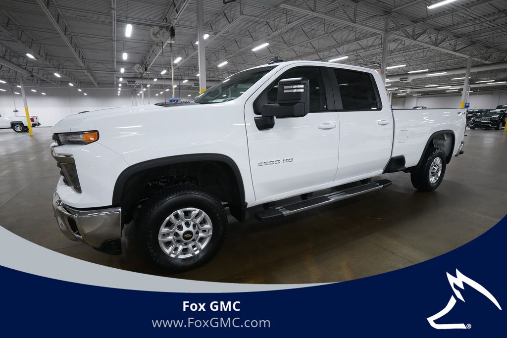 2025 Chevrolet Silverado 2500HD LT Crew Cab 4WD