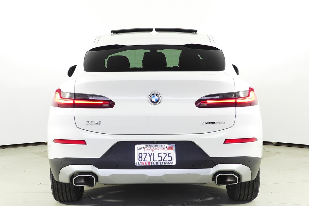 Thumbnail: 2022 BMW X4 - 8