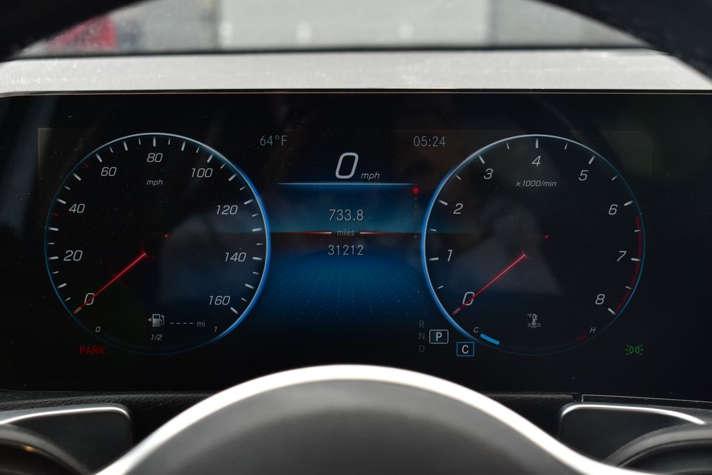 Thumbnail: 2022 Mercedes-Benz GLB - 14