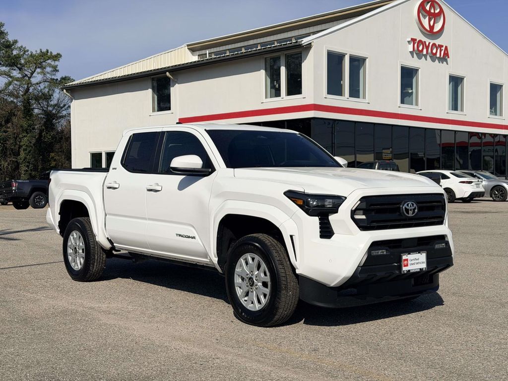2025 Toyota Tacoma SR5 Double Cab 4WD