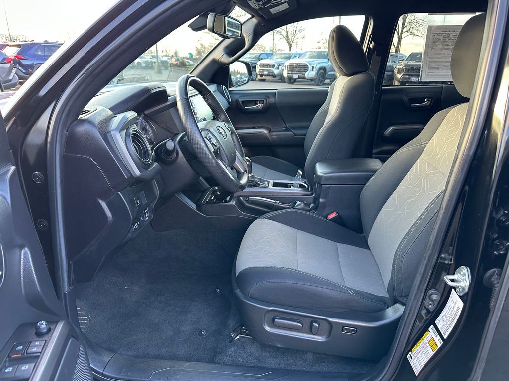 2023 Toyota Tacoma TRD Off-Road