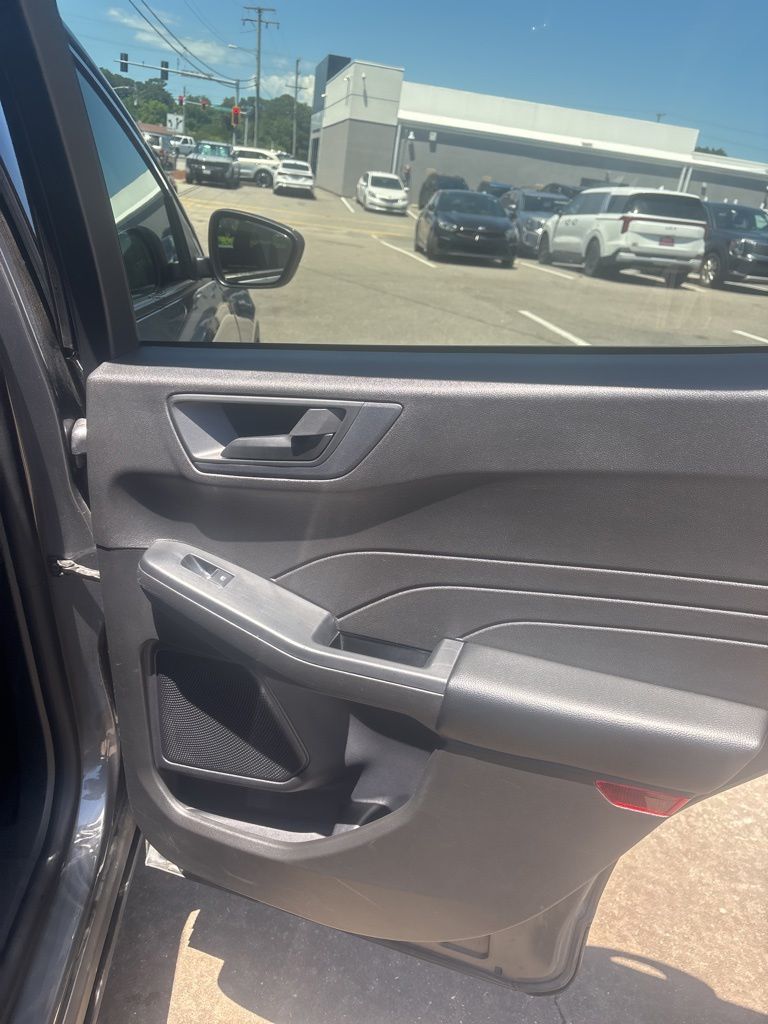 Used 2024 Gray Ford Active image 22