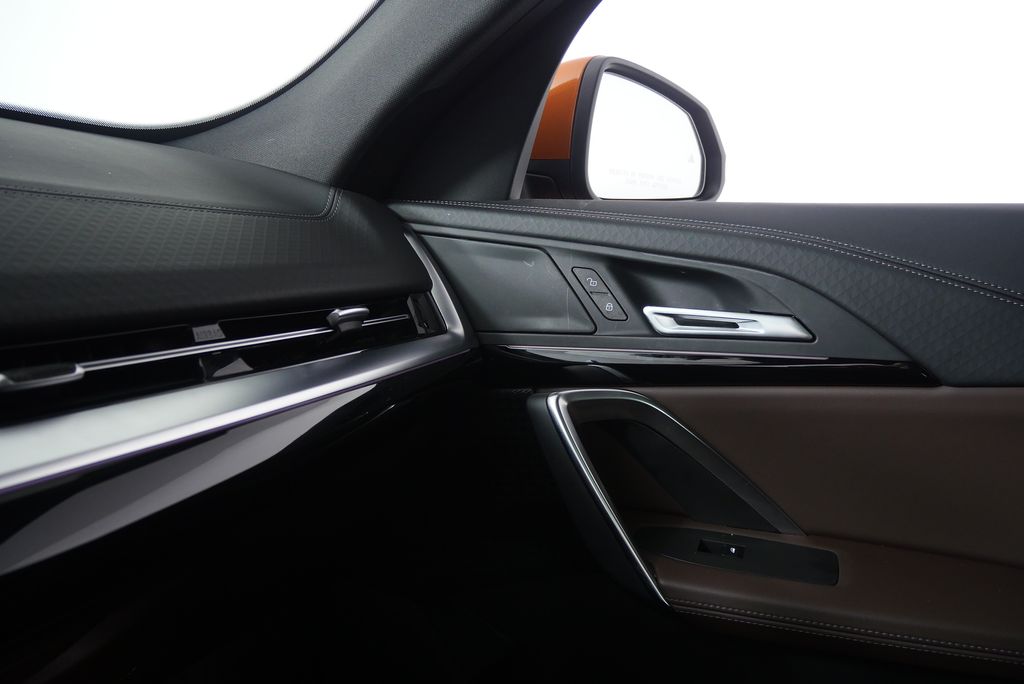Thumbnail: 2025 BMW X2 - 31