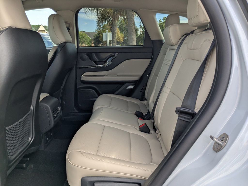 2025 Lincoln Corsair Premiere
