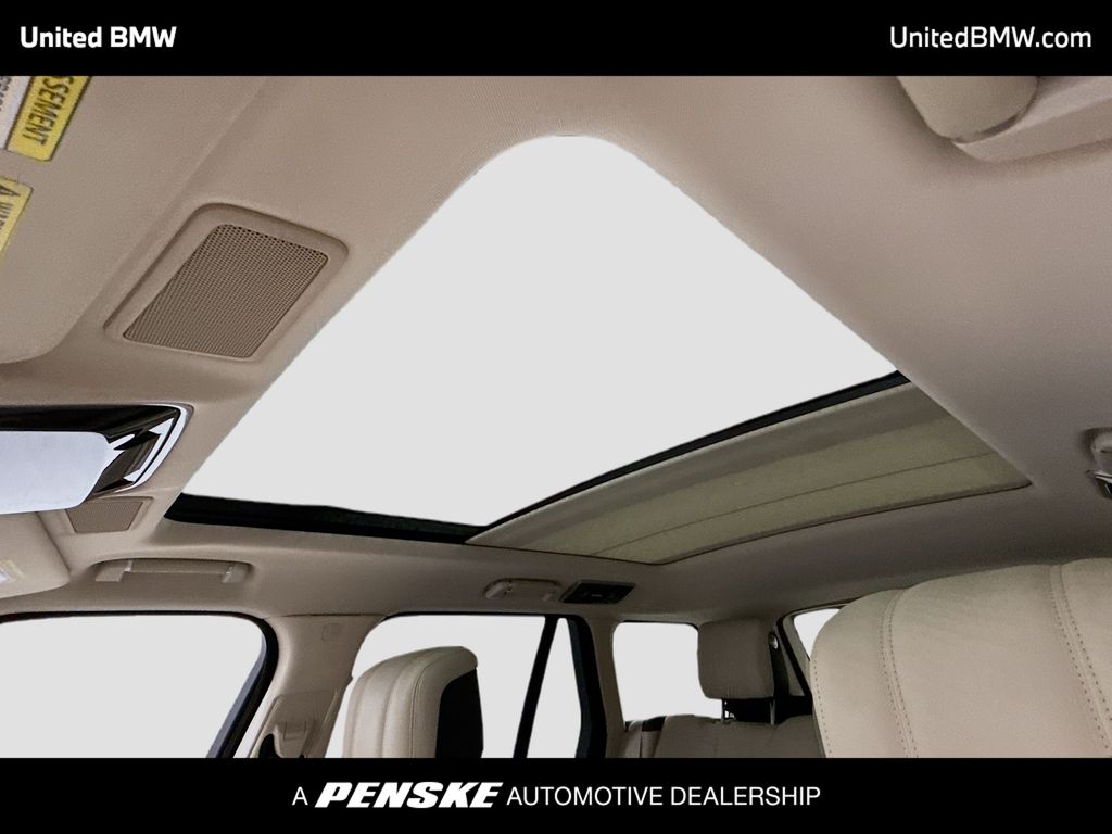 Thumbnail: 2021 Land Rover Range Rover - 12