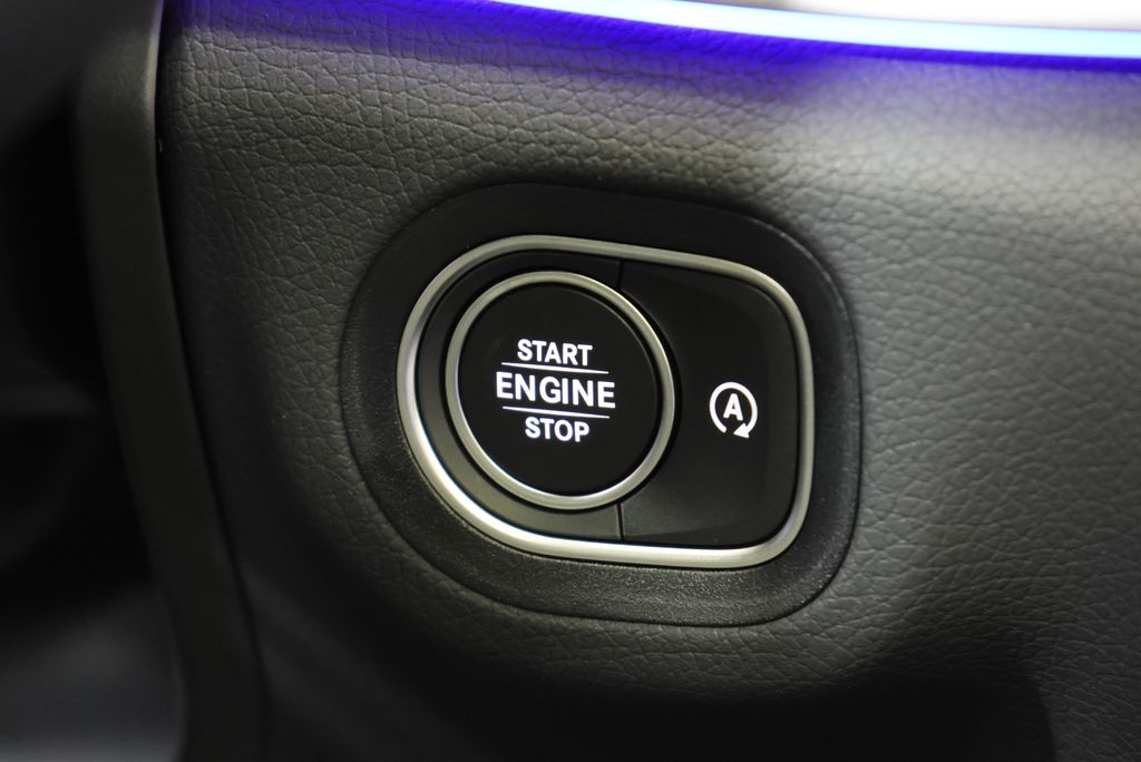 Thumbnail: 2026 Mercedes-Benz GLE - 26