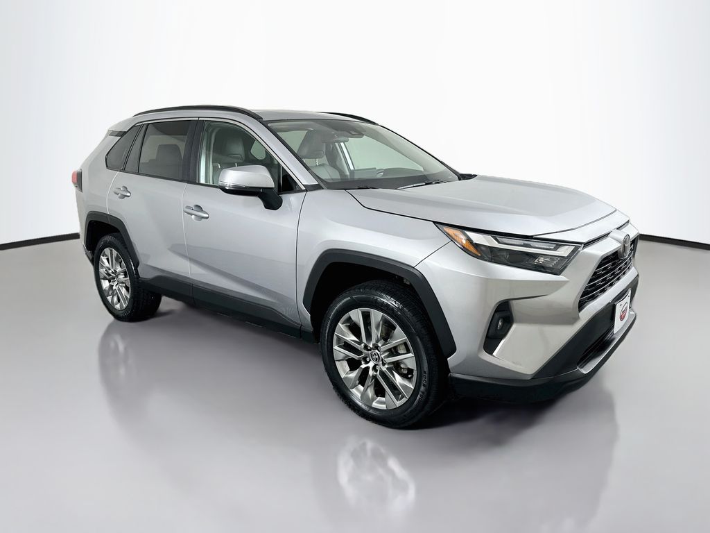 Thumbnail: 2023 Toyota RAV4 - 3