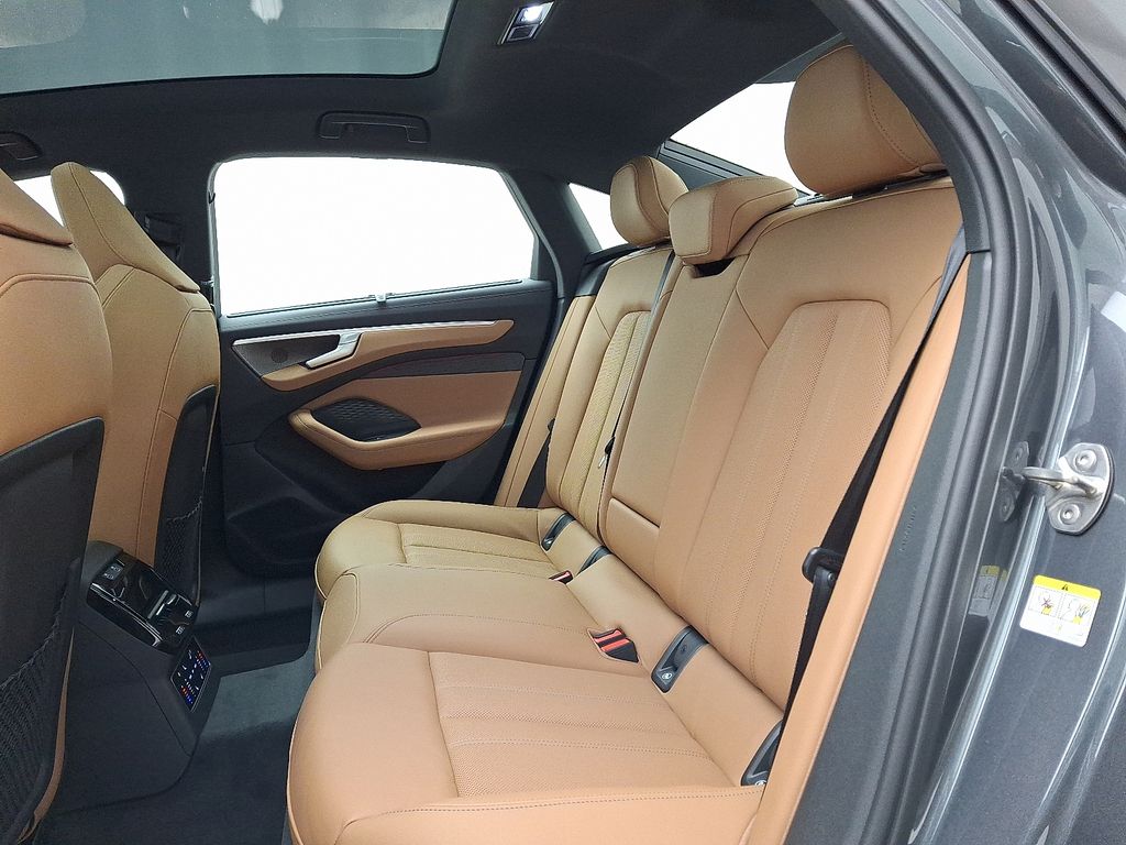 Thumbnail: 2026 Audi A6 - 6