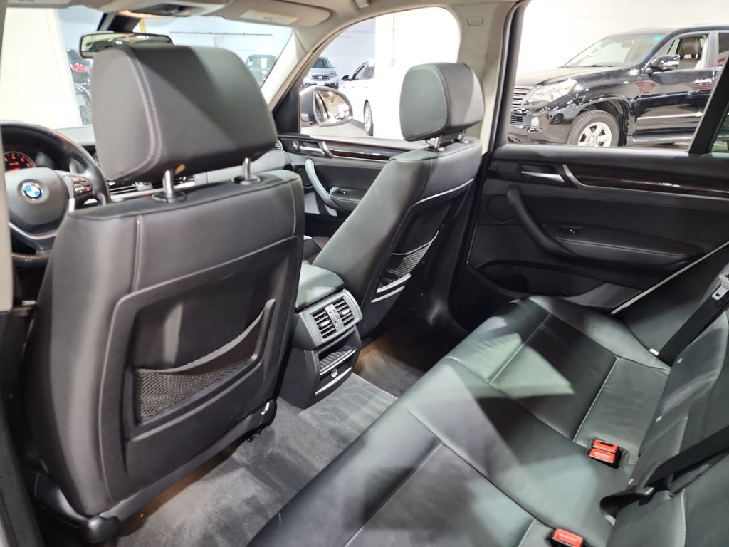 2017 BMW X3 xDrive28i photo