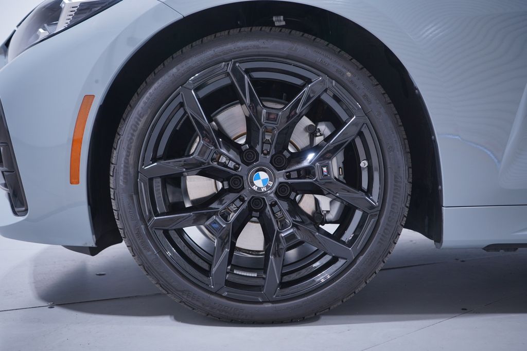 Thumbnail: 2026 BMW 4 Series - 2