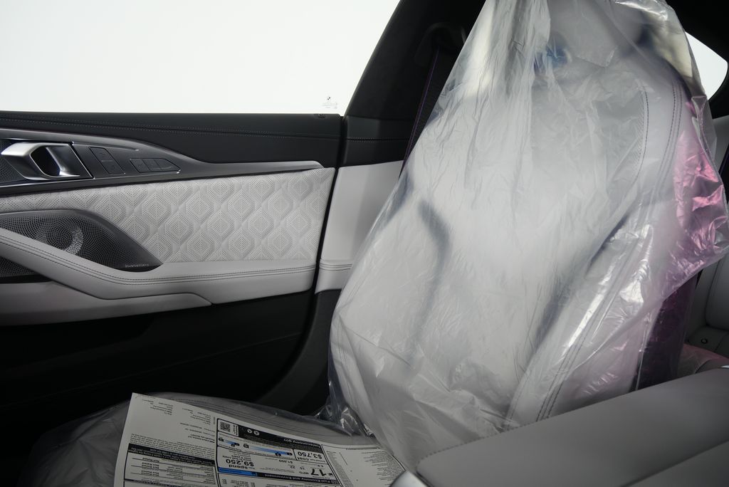 Thumbnail: 2025 BMW M8 - 27