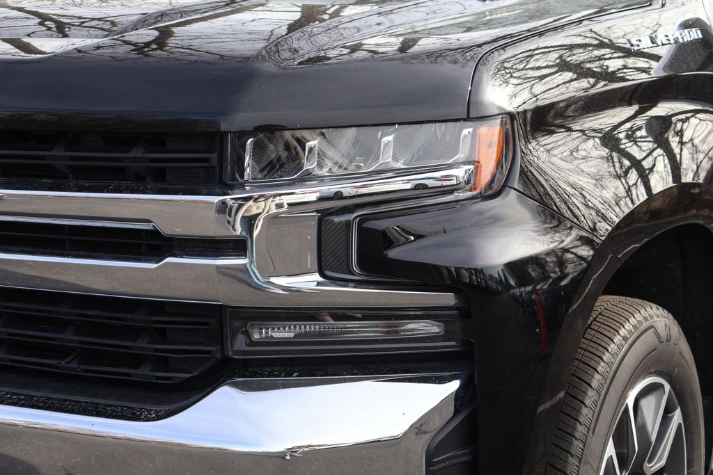 2021 Chevrolet Silverado 1500 LT 3