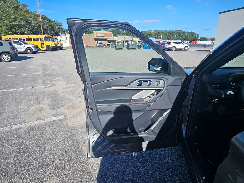 2025 Ford Explorer ST Gray at Walterboro Ford