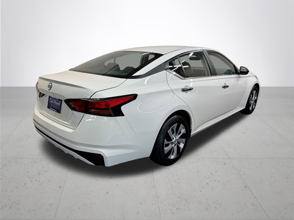 2024 Nissan Altima 2.5 S