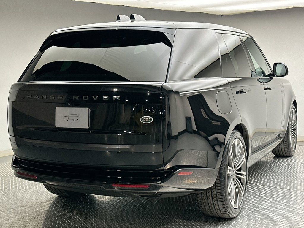Thumbnail: 2023 Land Rover Range Rover - 13