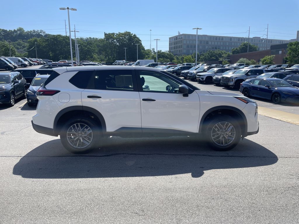 Used 2024 Nissan Rogue SUV