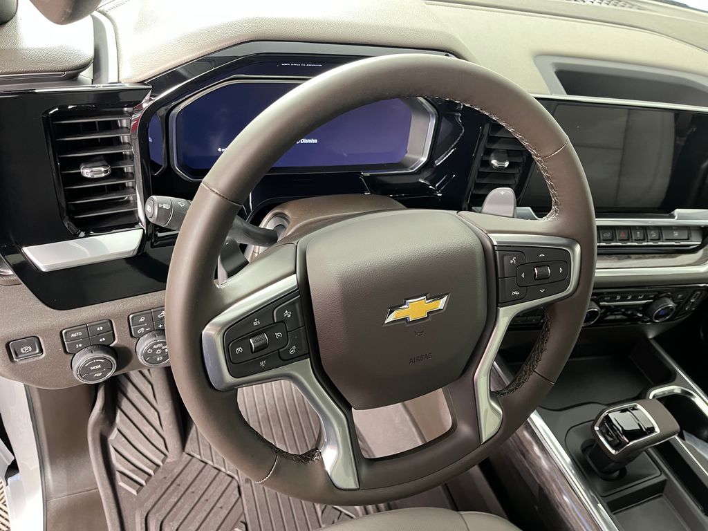 Thumbnail: 2026 Chevrolet Silverado 1500 - 25