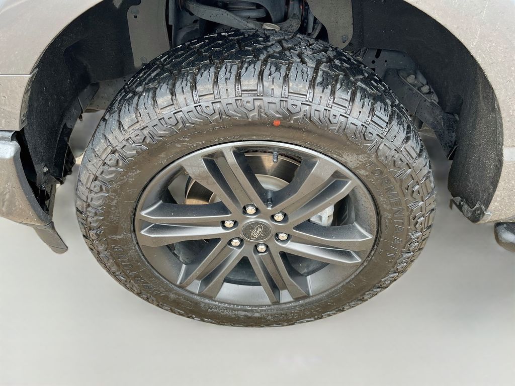 Used 2021 Gray Ford XLT image 32