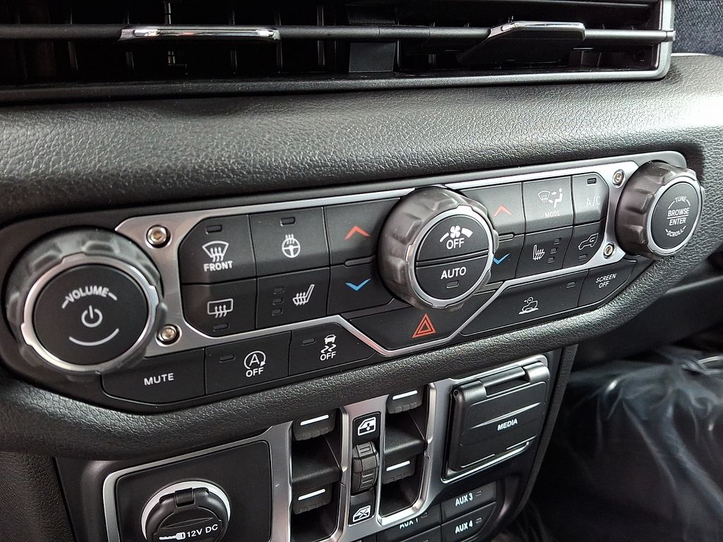 New 2026 Jeep Wrangler SUV