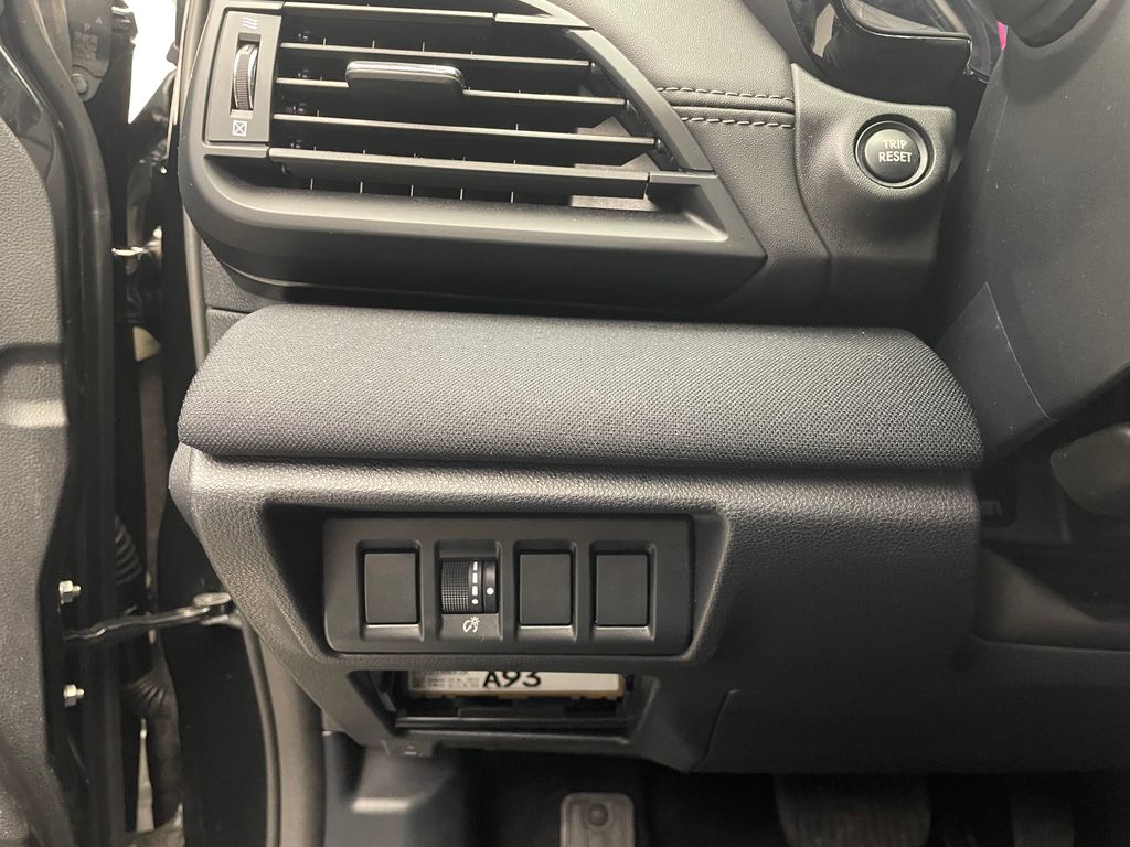 2024 Subaru Outback 2.5i 19