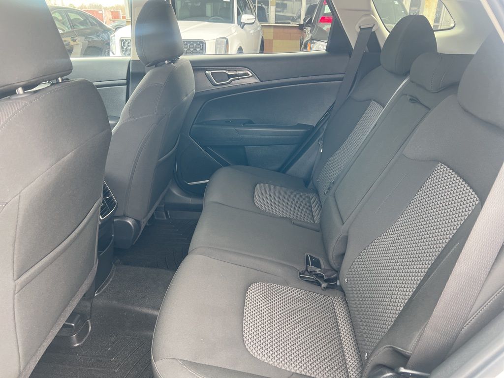 2023 Kia Sportage LX photo