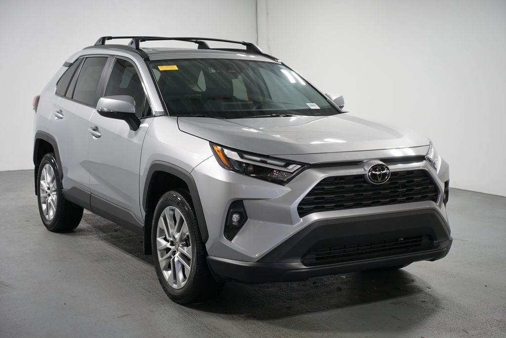 Thumbnail: 2024 Toyota RAV4 - 3