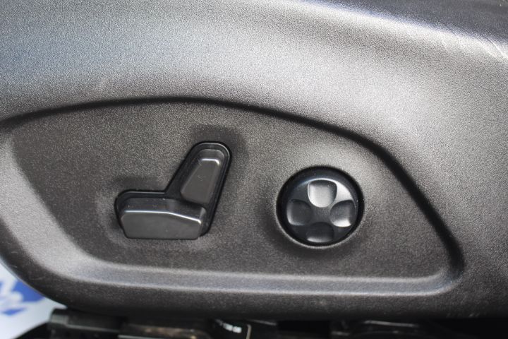 Used Car 2021 Jeep Renegade  80th Edition For Sale Under $25,000 In Georgetown, Texas